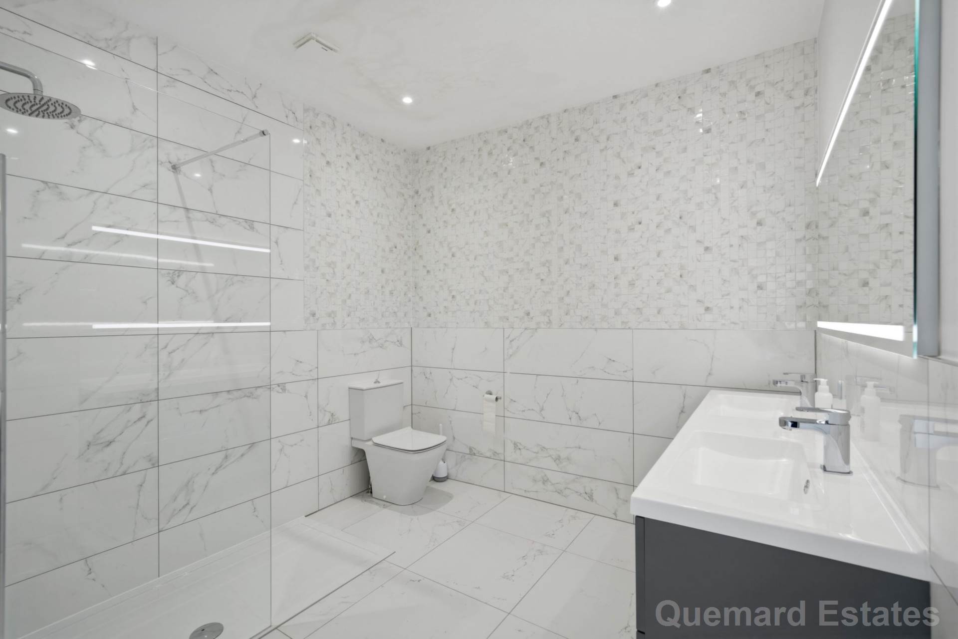 Le Chemin Au Greves, Grouville, Image 18