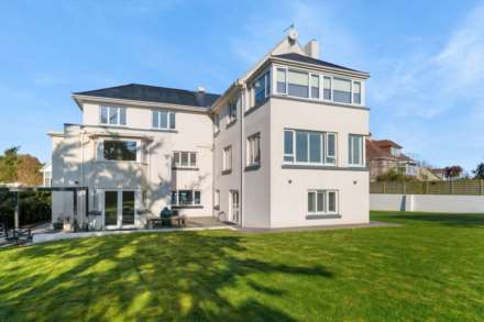 Property For Rent Le Chemin Au Greves, Grouville