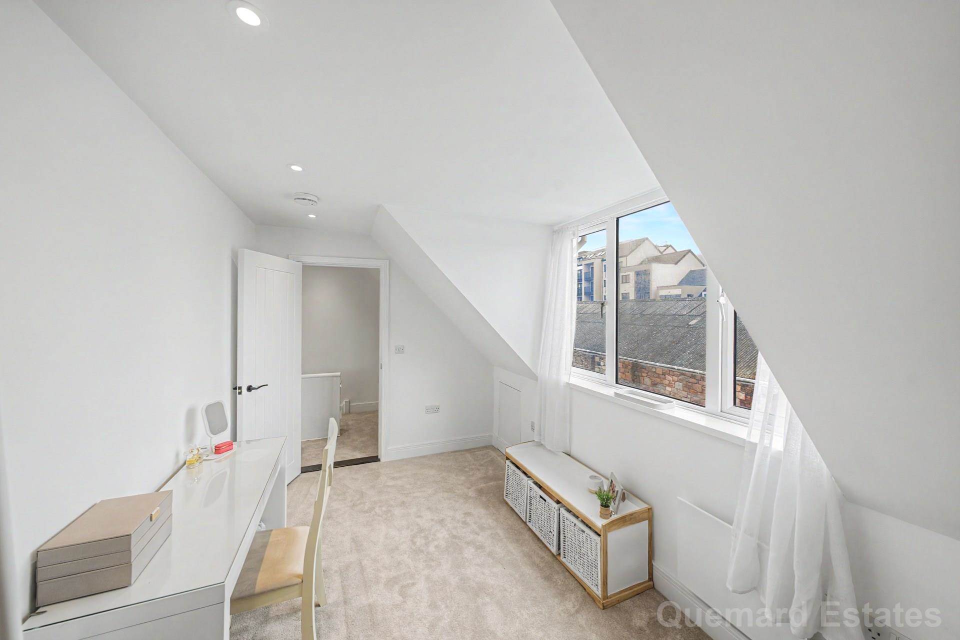 Oxford Road, St Helier, Image 14