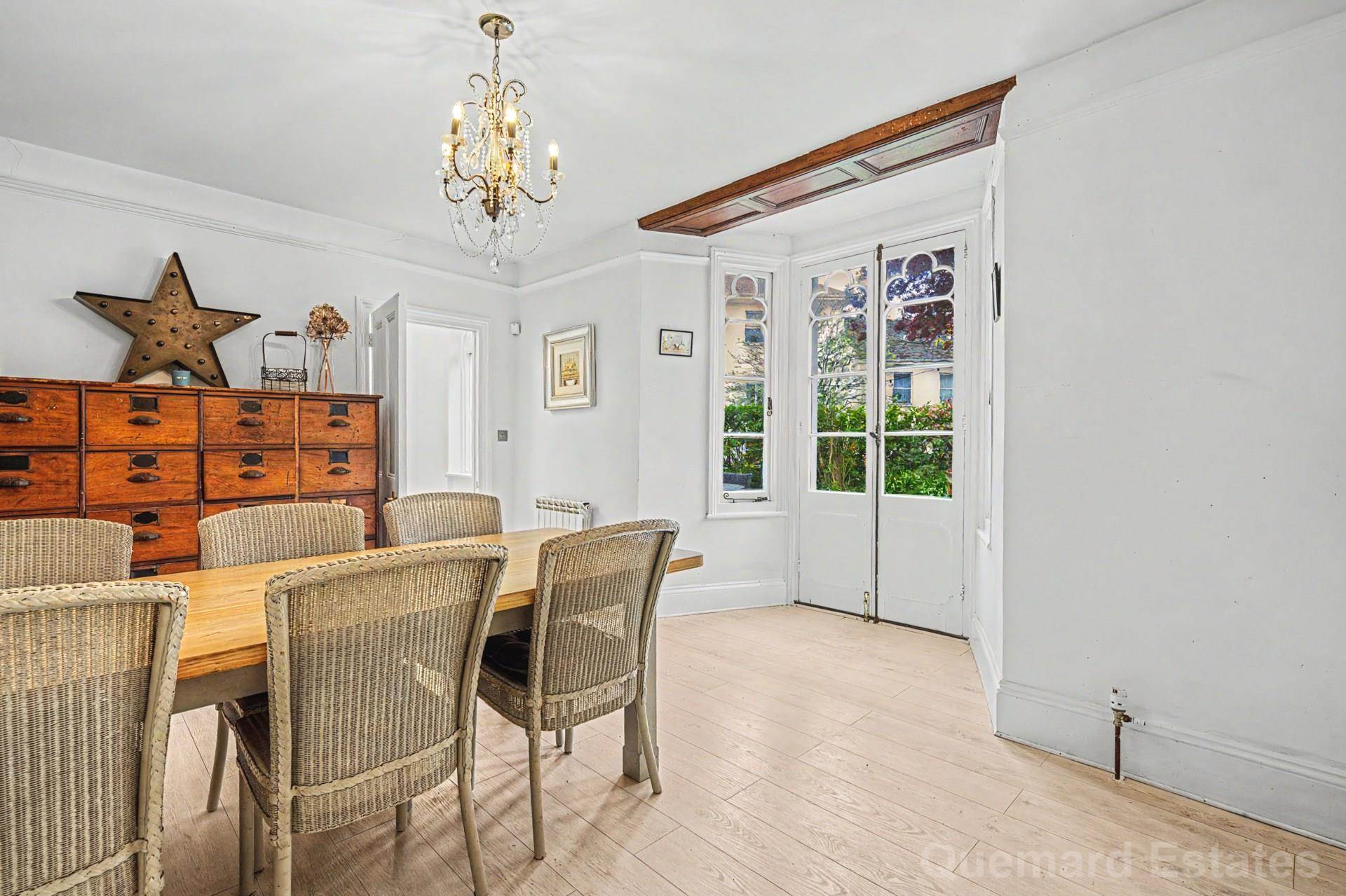 St Saviours Road, St Saviour, Image 12