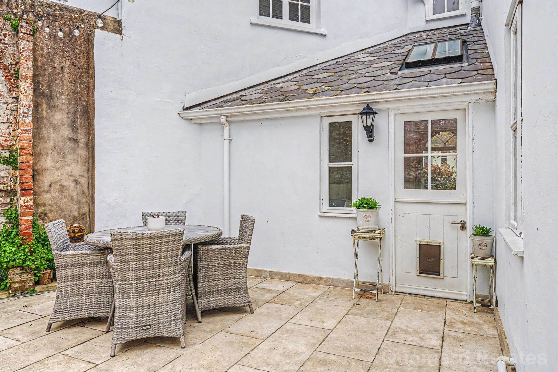 St Saviours Road, St Saviour, Image 31