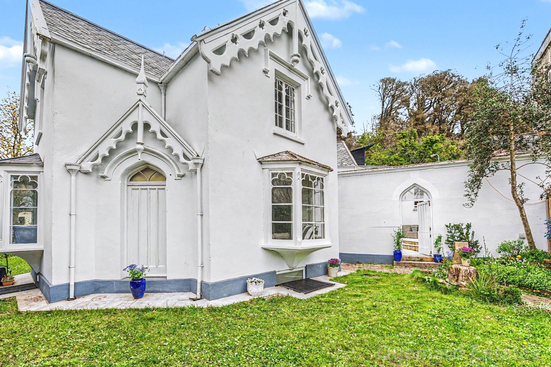 St Saviours Road, St Saviour, Image 34