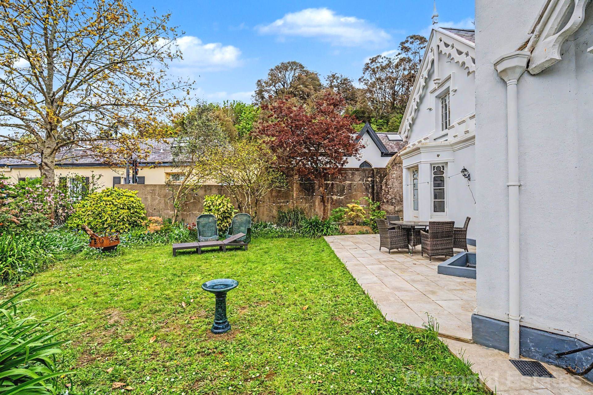 St Saviours Road, St Saviour, Image 36