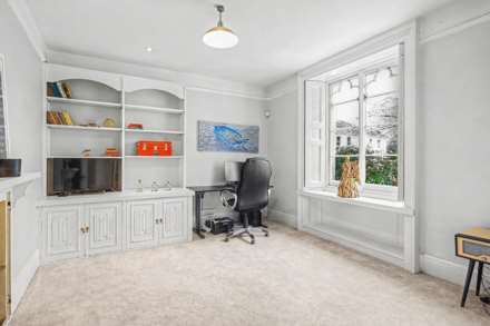 St Saviours Road, St Saviour, Image 13