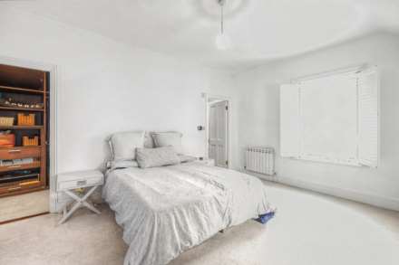 St Saviours Road, St Saviour, Image 15