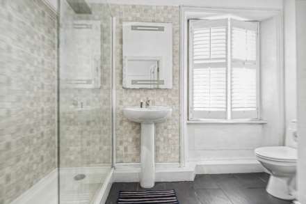 St Saviours Road, St Saviour, Image 18