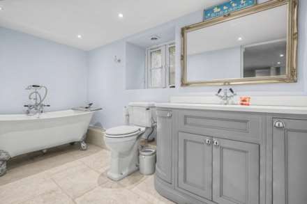 St Saviours Road, St Saviour, Image 24