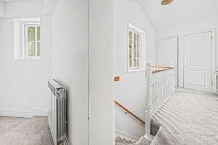 St Saviours Road, St Saviour, Image 26