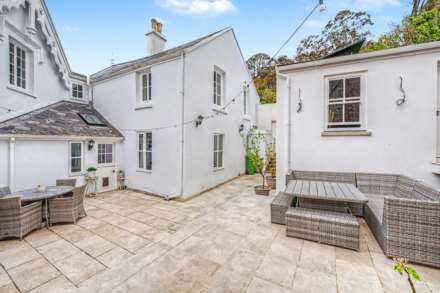 St Saviours Road, St Saviour, Image 29