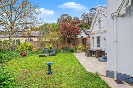 St Saviours Road, St Saviour, Image 36