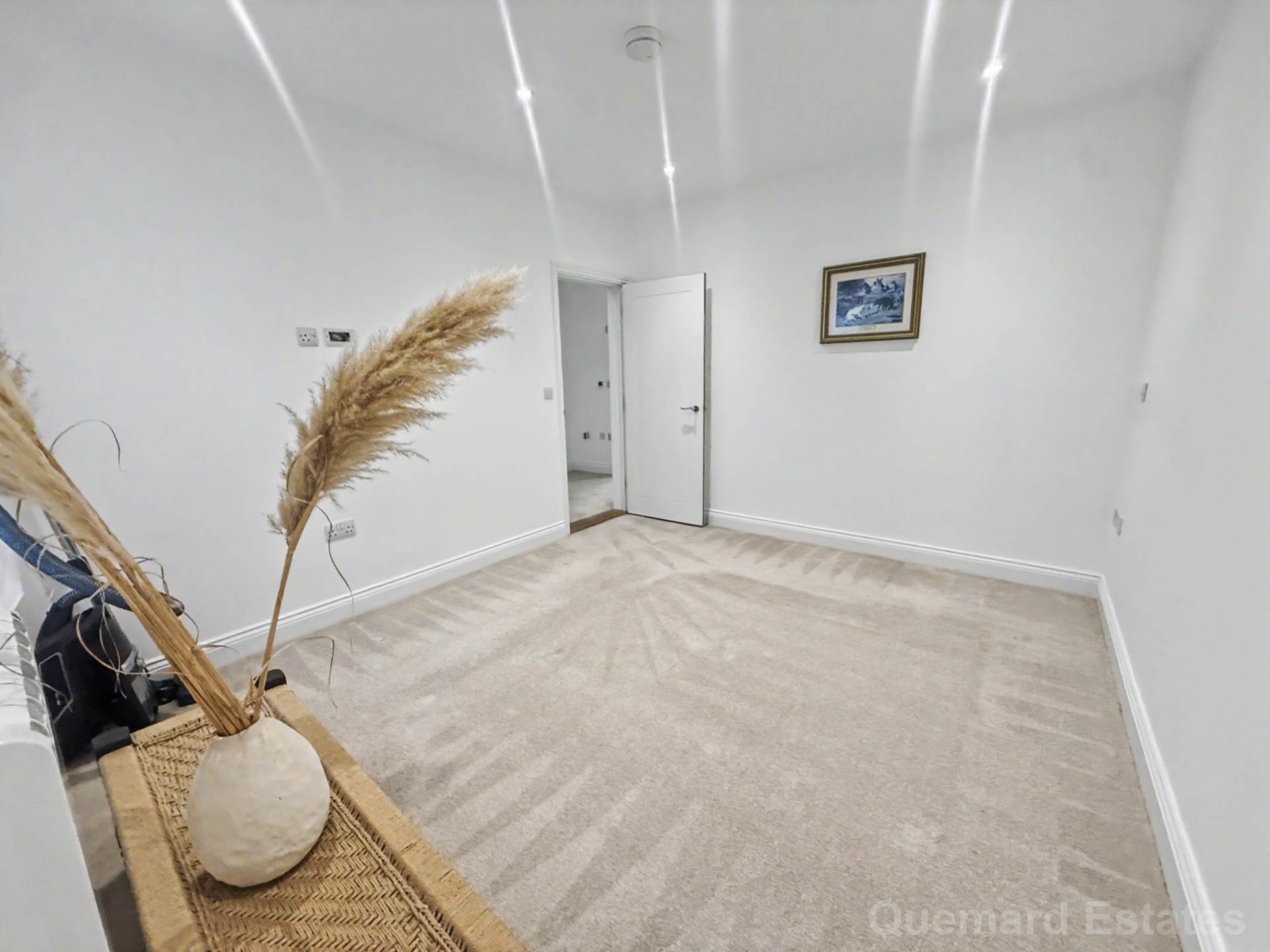 Byron Road, St Helier, Image 15