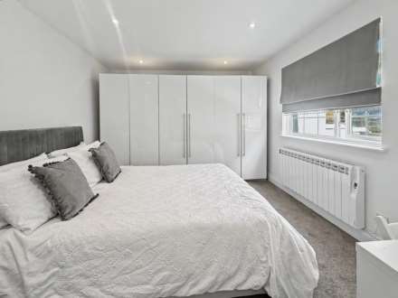 Royal Crecent, Don Road, Image 2