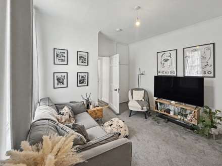 Royal Crecent, Don Road, Image 6