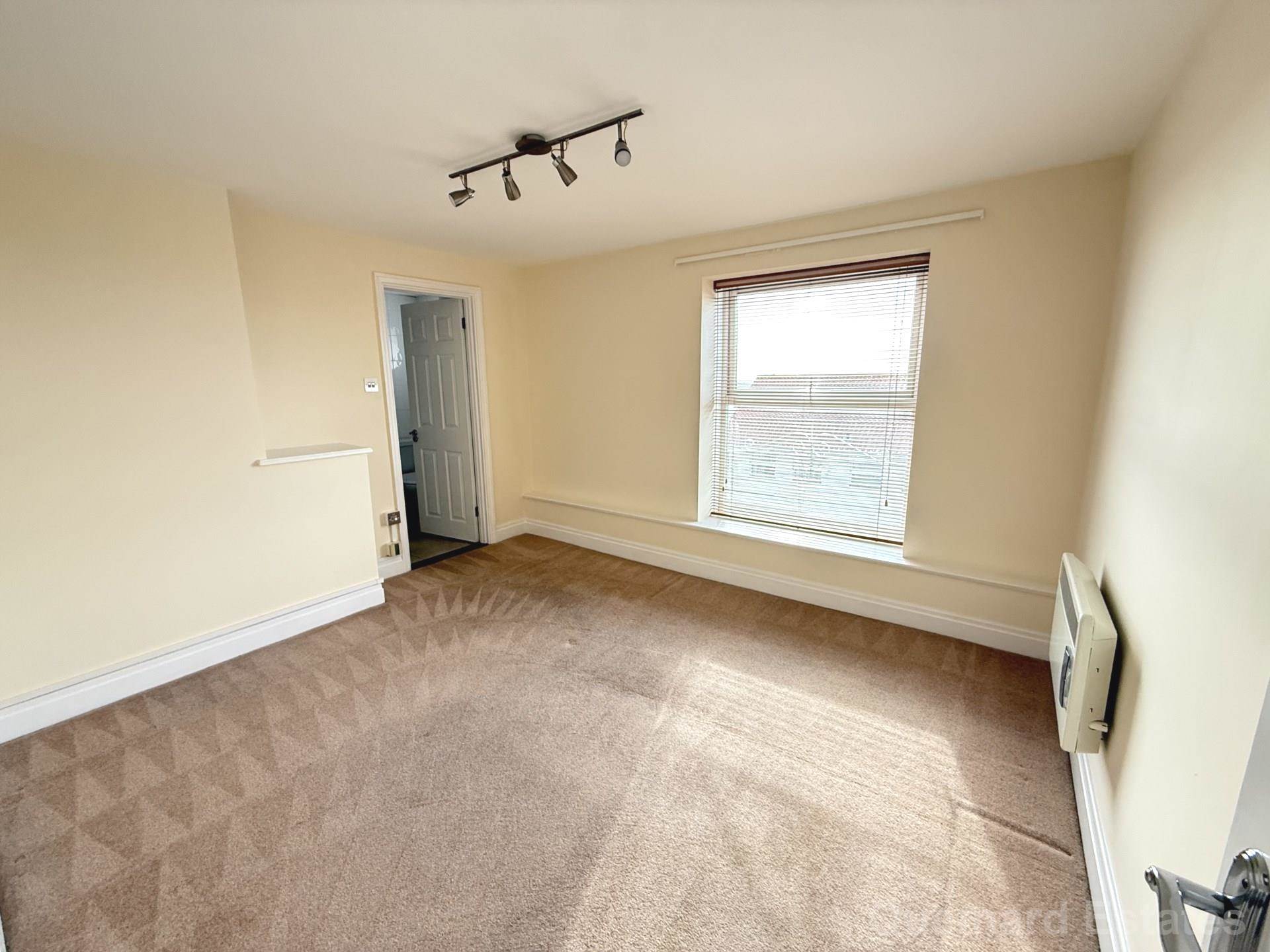 Rosemount Court, Le Mont Pinel, Image 8