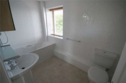Rosemount Court, Le Mont Pinel, Image 4