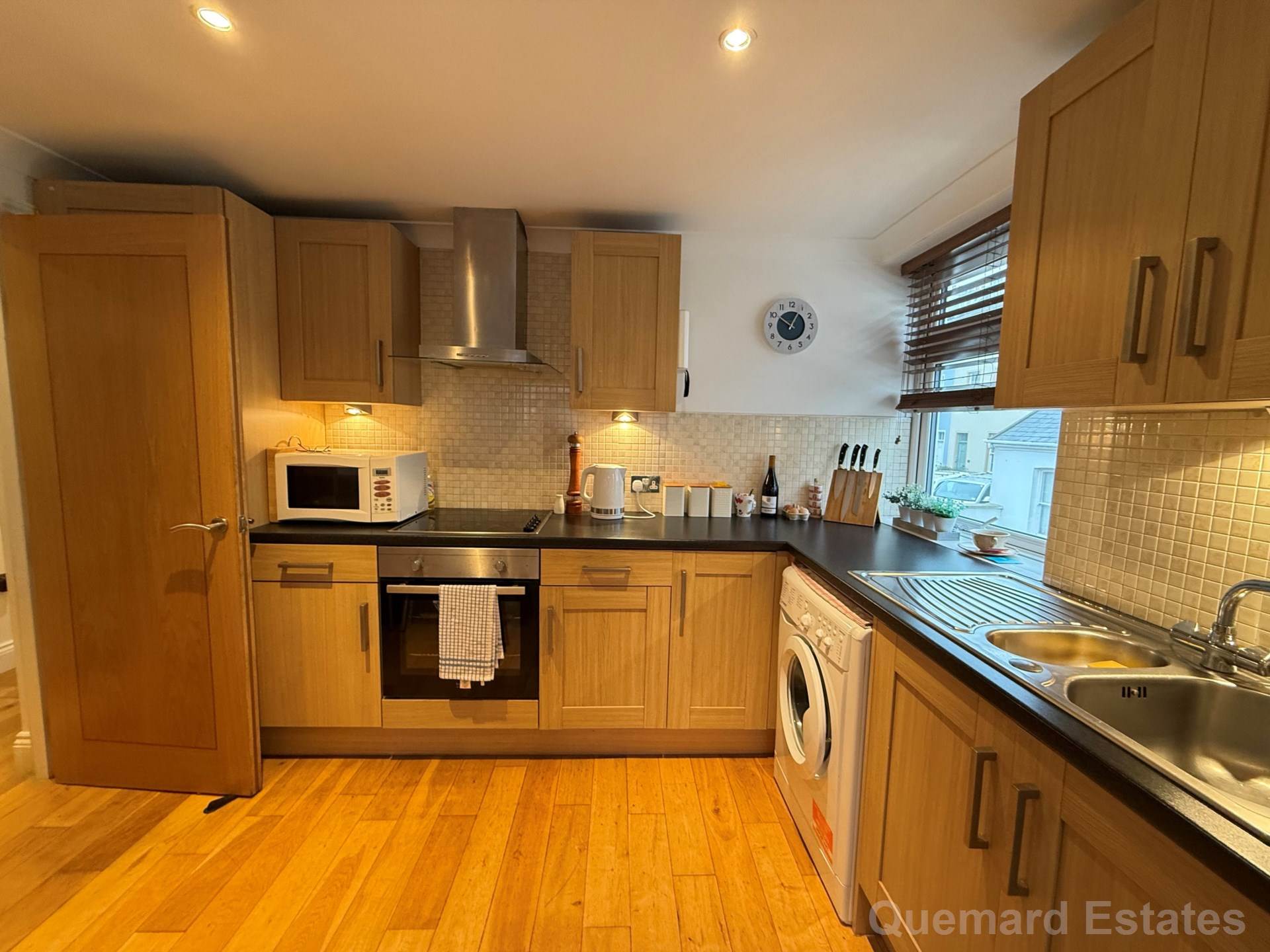 Grosvenor House Apartments,, Image 2