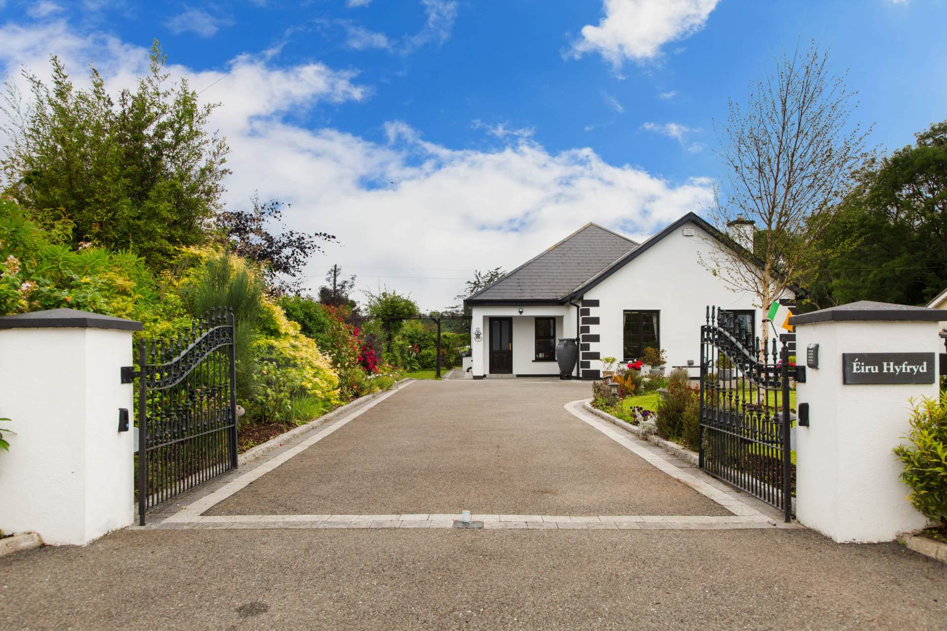 `Ériu Hyfryd,` Raheenagurren West, Gorey, Co. Wexford, Y25 Y2F6