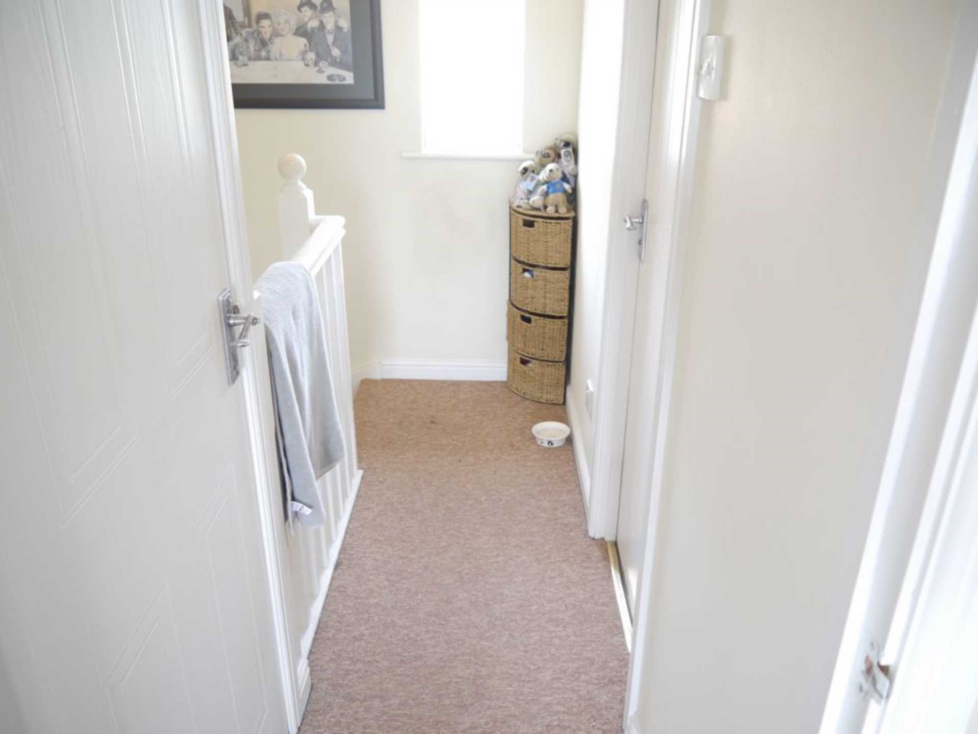 Property To Rent Cooks Way, Hatfield Raine & Co (ID 10002301)