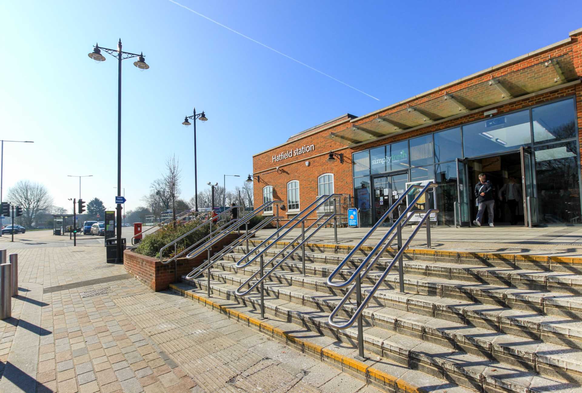 Property To Rent The Pastures, Hatfield Raine & Co (ID 10002690)