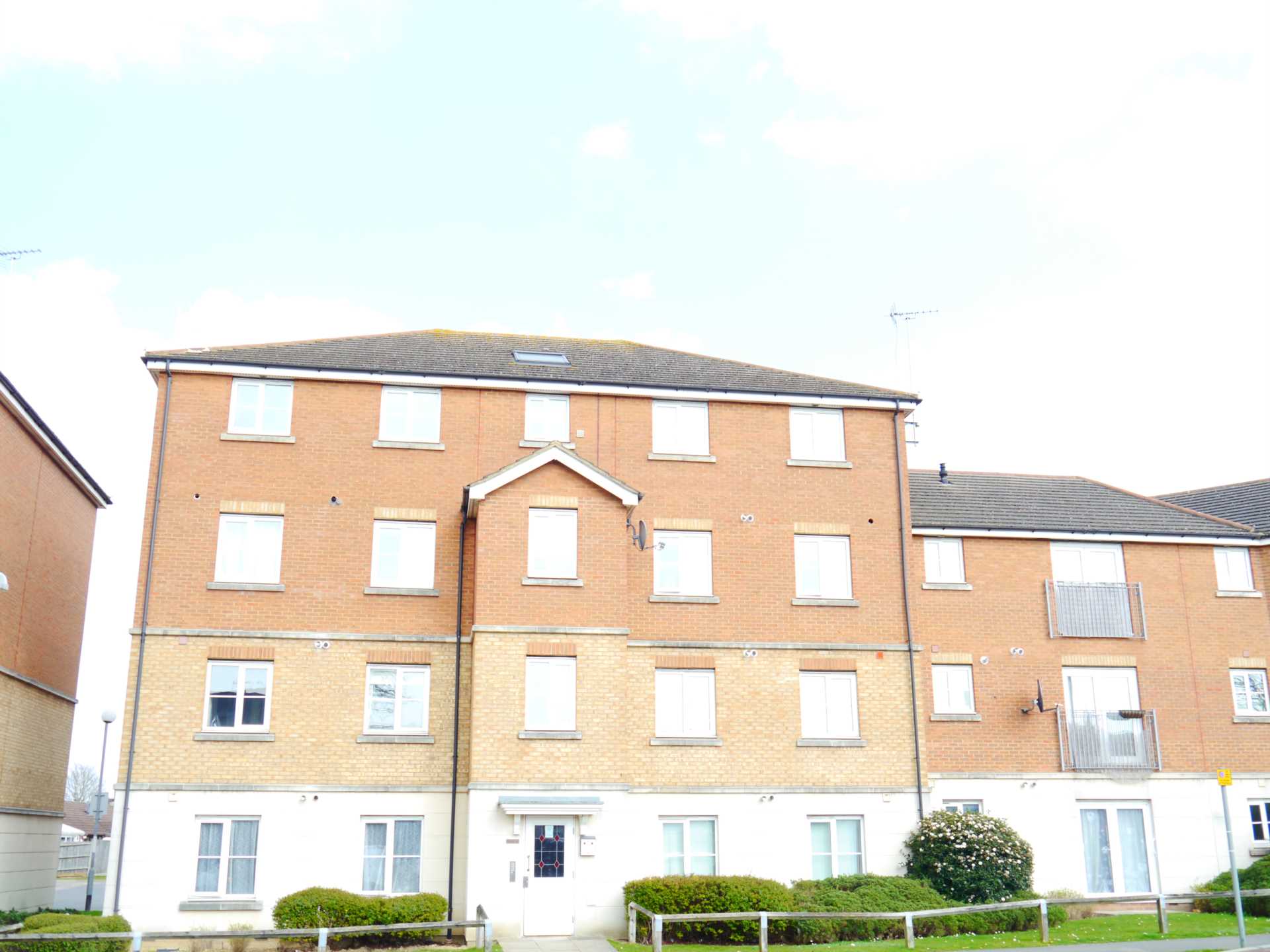 St Lukes Court, Hatfield, Image 1