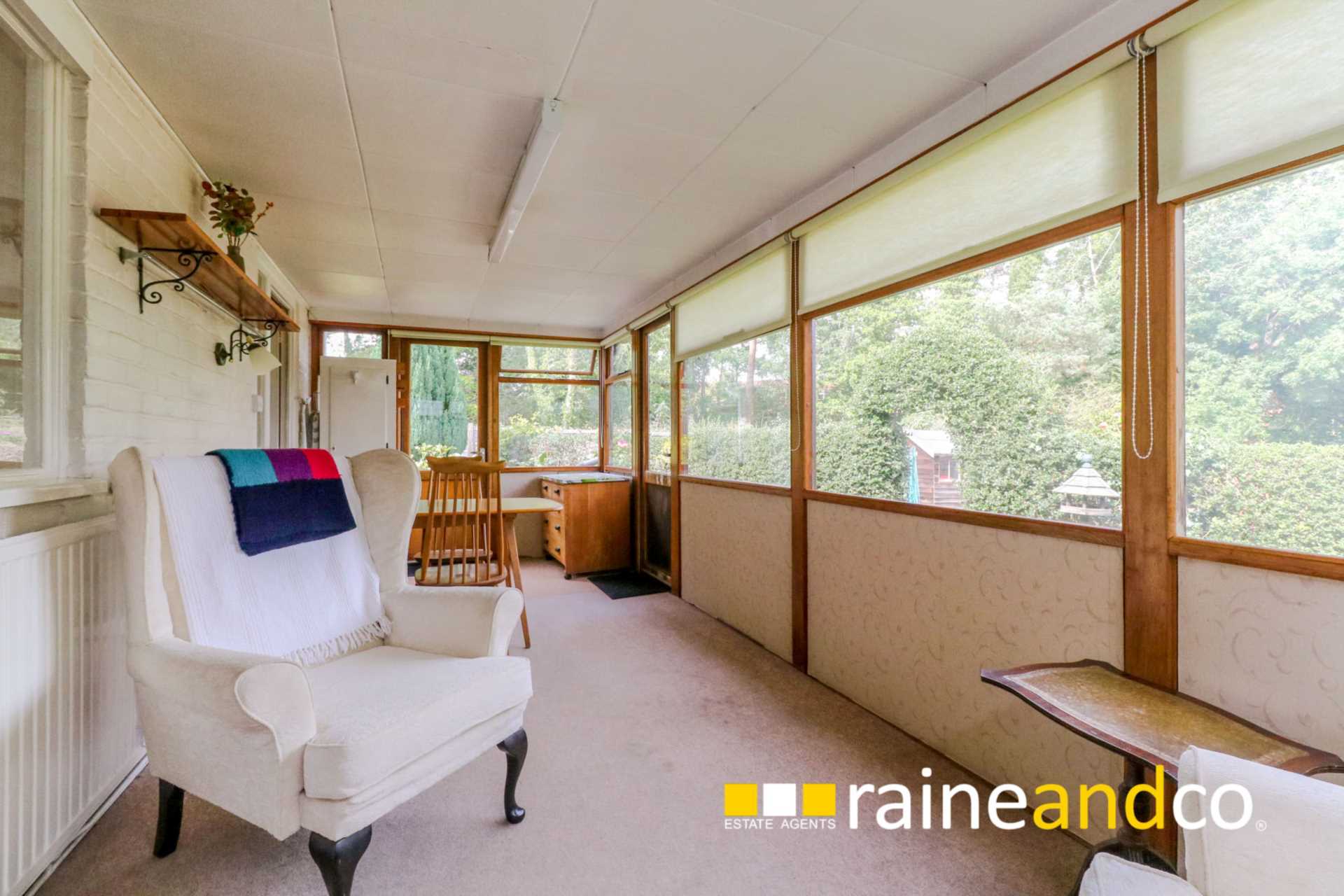 Property For Sale Minster Close, Hatfield Raine & Co (ID 10003182)