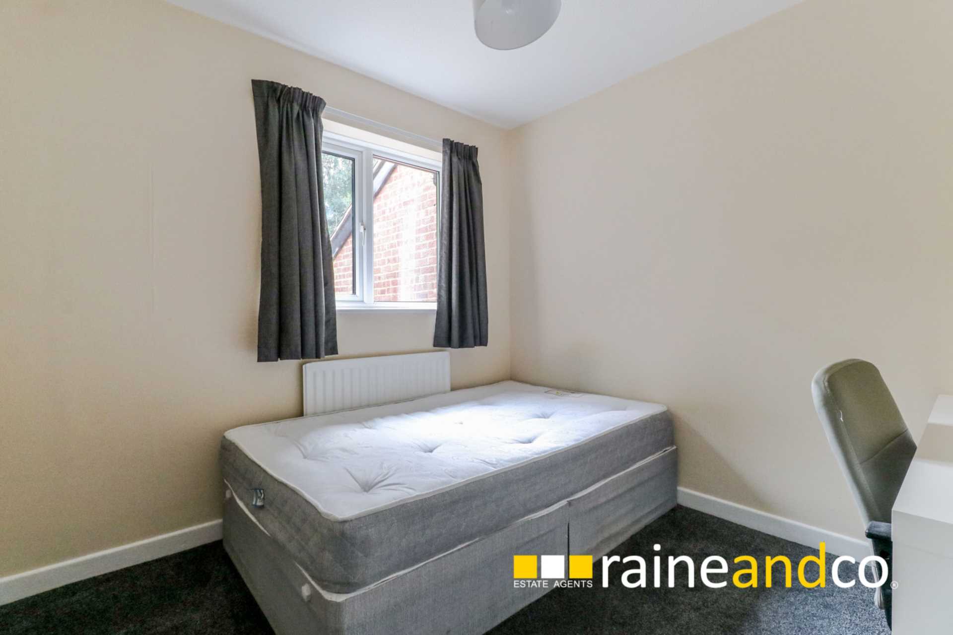 Property For Sale Lane End, Hatfield Raine & Co (ID 10003196)