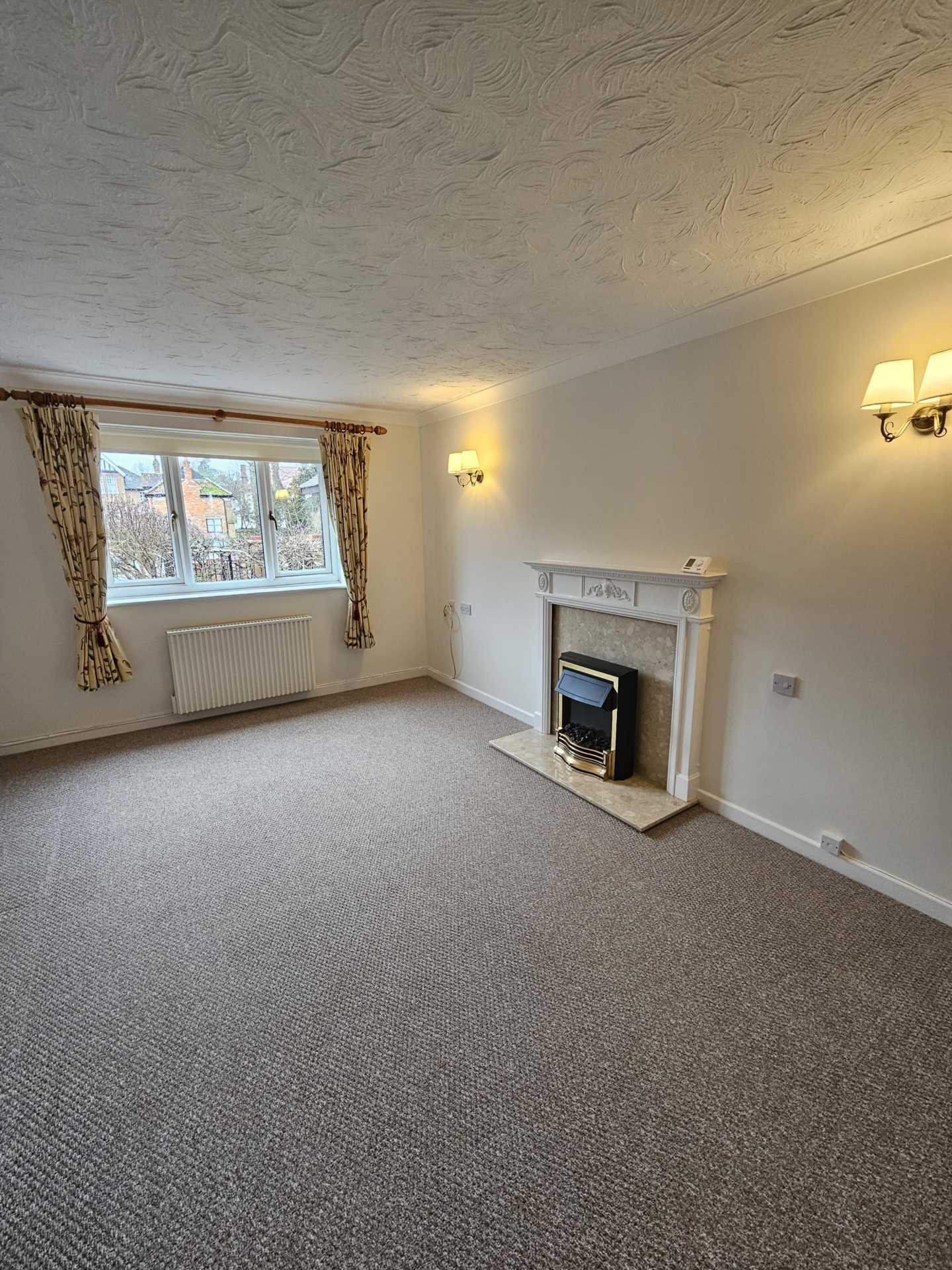 Property For Sale 5 Pond Court, The Ridgeway, Codicote SG4 8YY