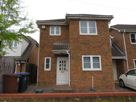 4 Bedroom House, Ely Close, Hatfield