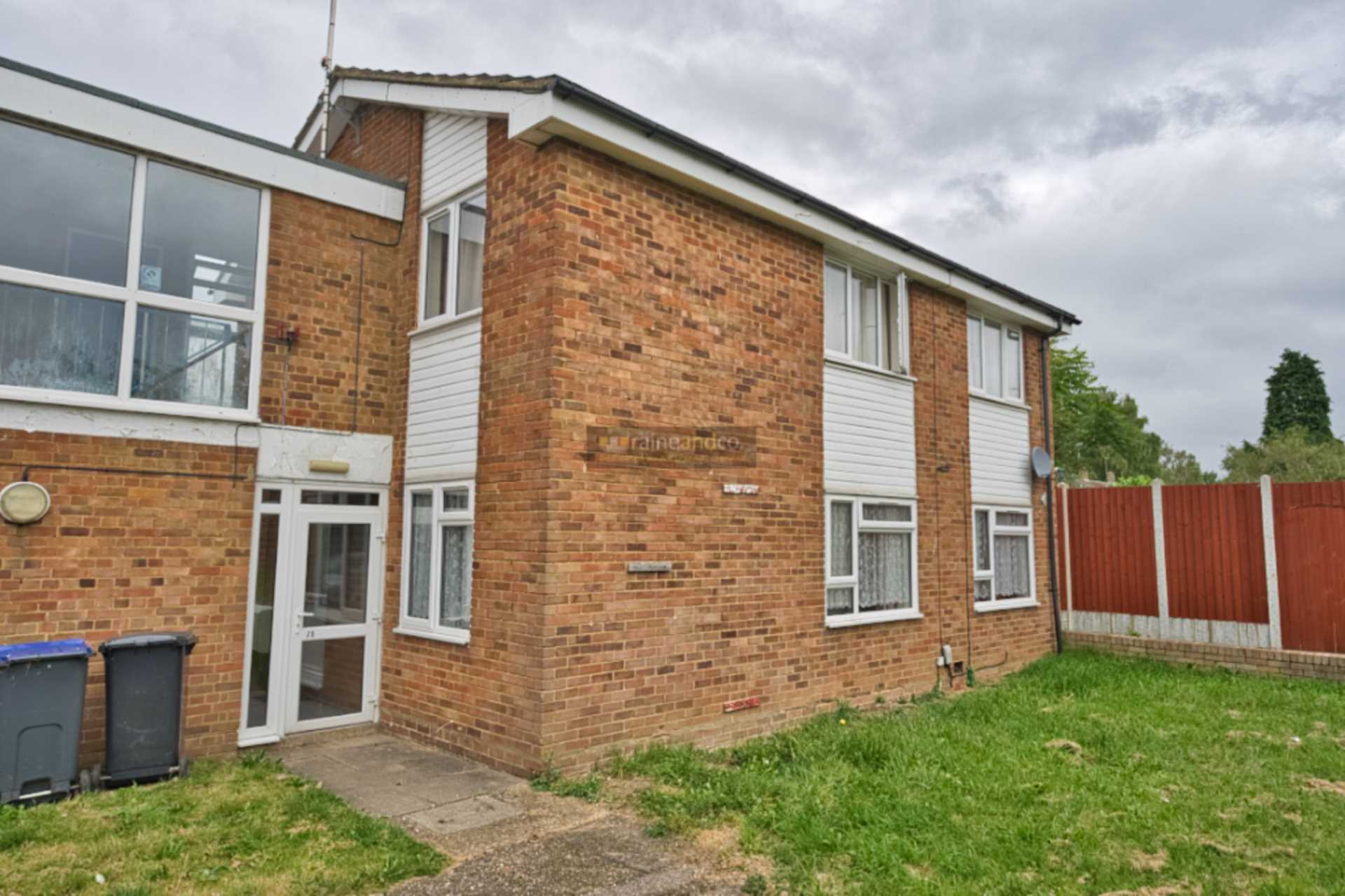 De Havilland Close, Hatfield, AL10 0DP