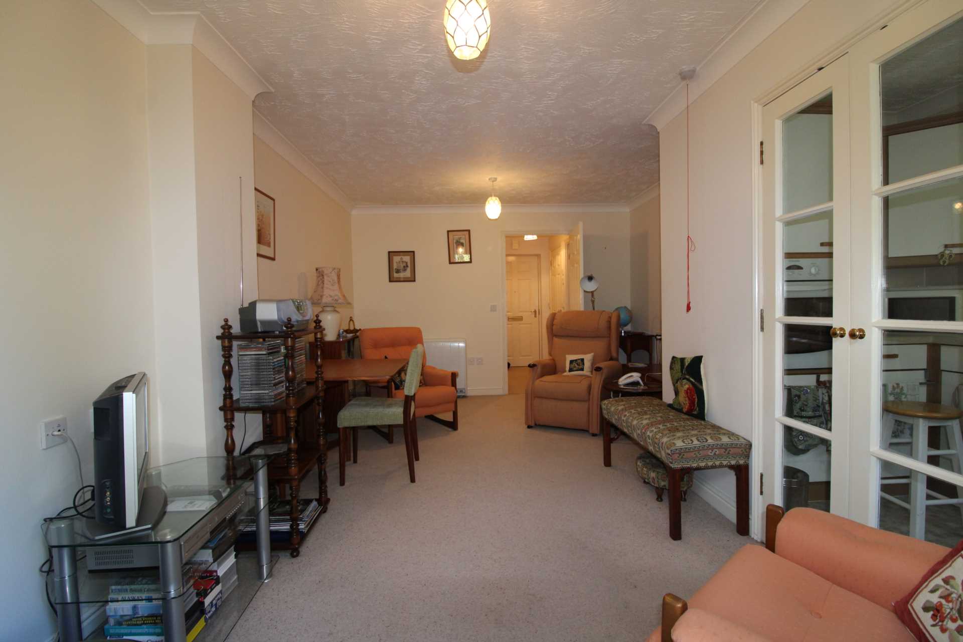 Property For Sale Potters Court, Potters Bar Raine & Co (ID 5096)