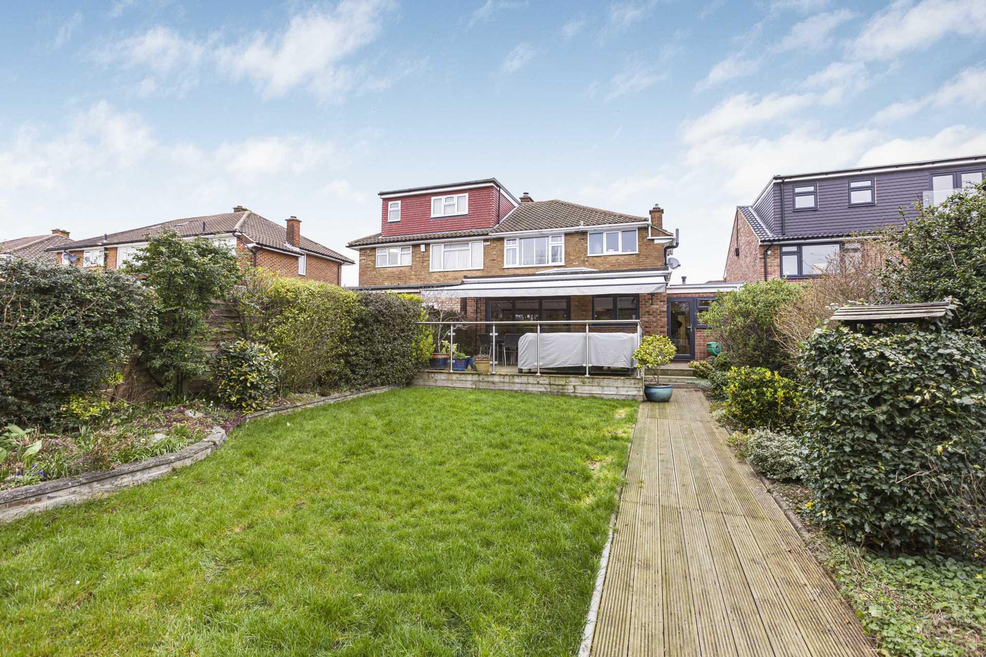 Property For Sale Torrington Drive, Potters Bar Raine & Co (ID 5172)