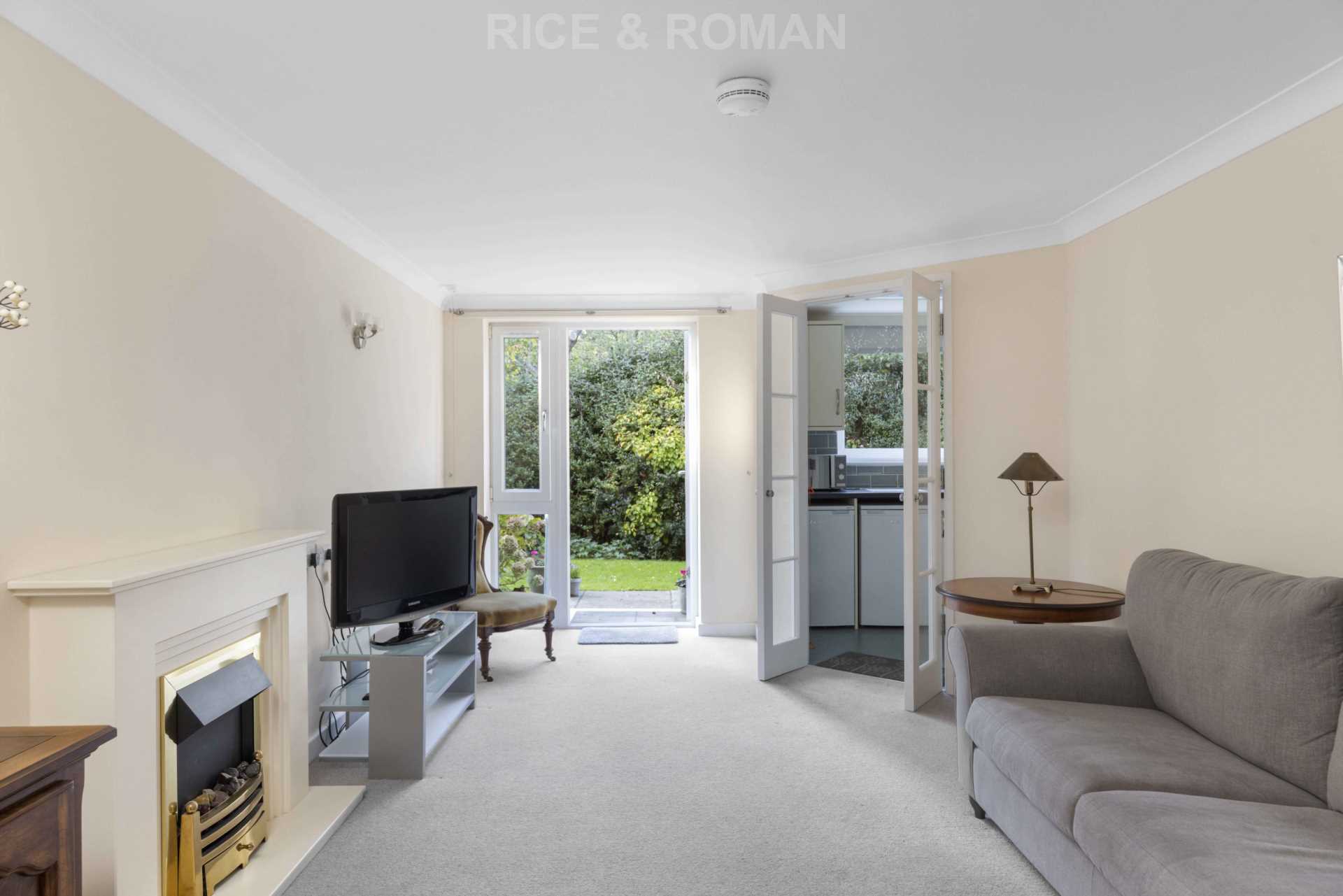 2 Bedroom Apartment, Gibson Court Hinchley Wood Rice and Roman
