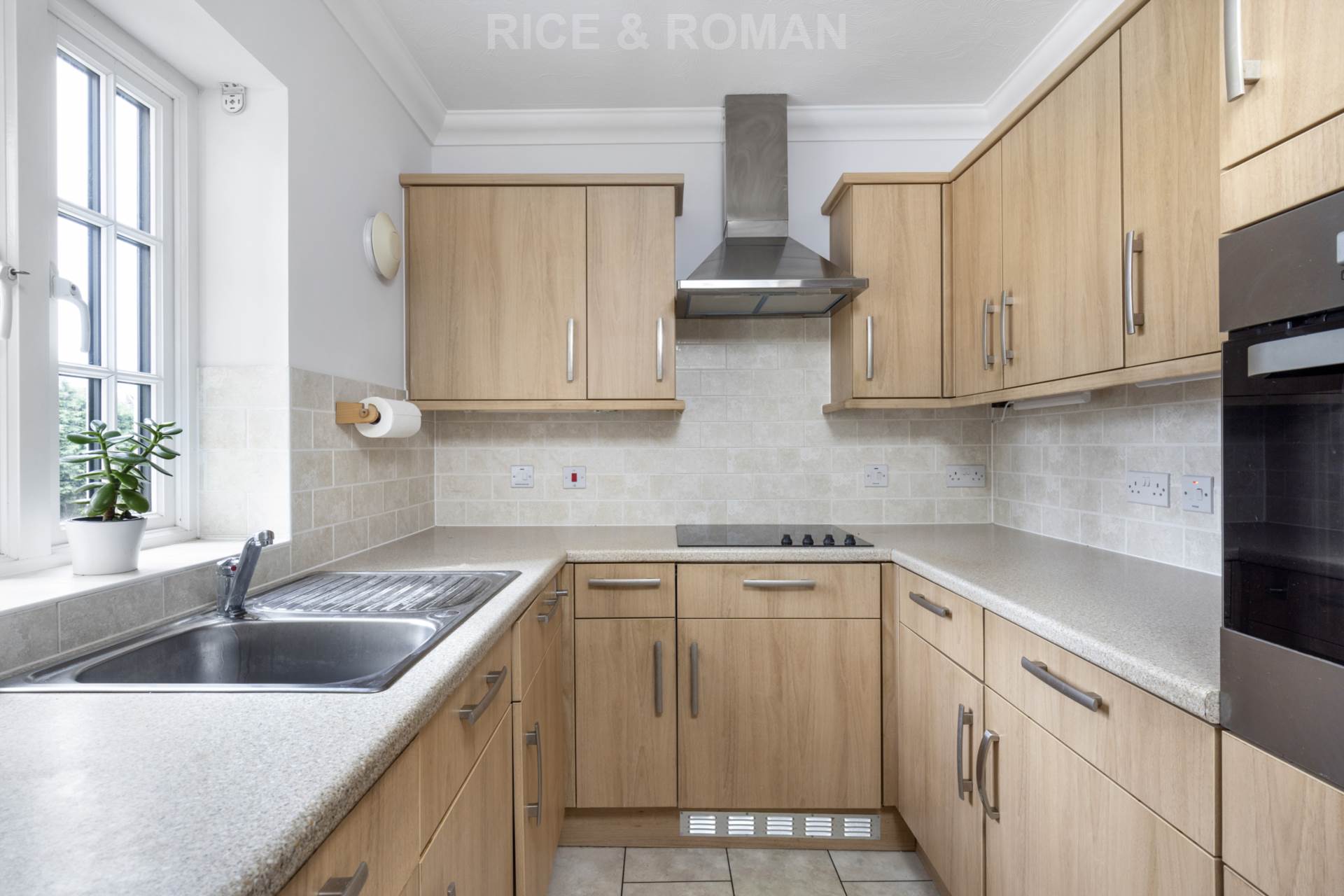 2 Bedroom Apartment, Gifford Lodge Twickenham Rice and Roman