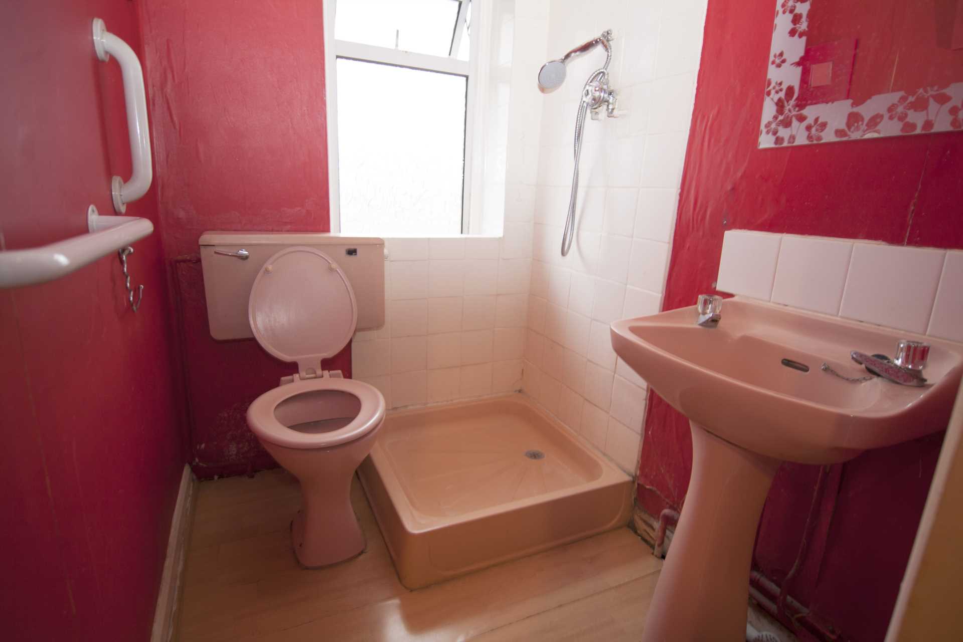 Parsloes Ave, Dagenham, Image 7