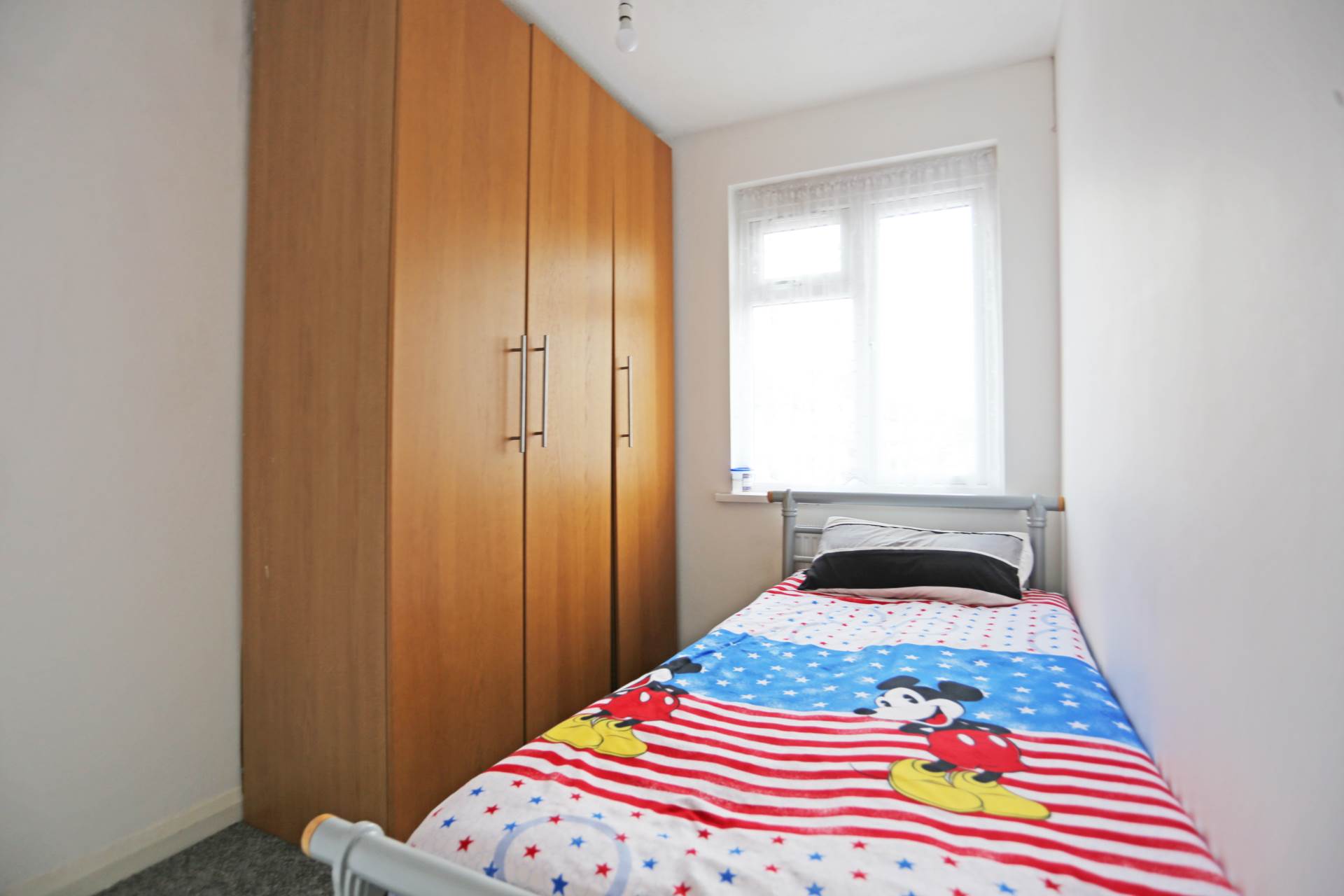 High Road, Chadwell Heath, Romford, RM6, Image 14