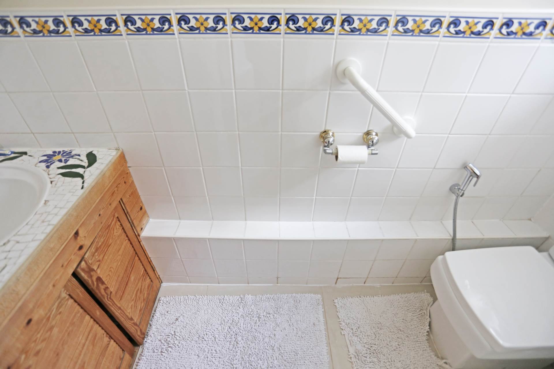 High Road, Chadwell Heath, Romford, RM6, Image 17