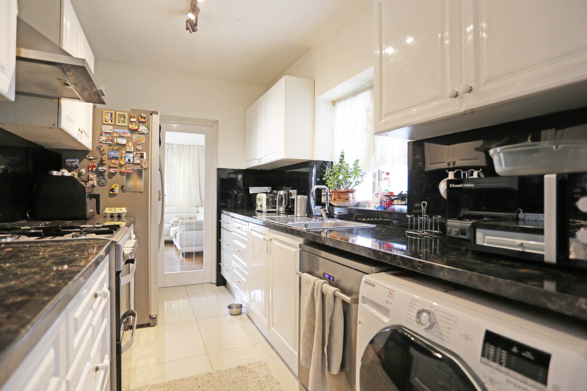 High Road, Chadwell Heath, Romford, RM6, Image 2