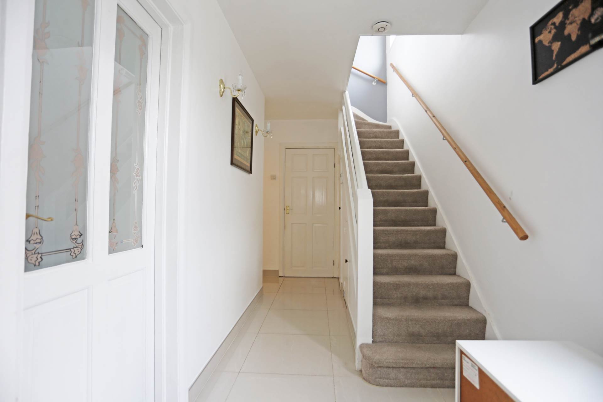 High Road, Chadwell Heath, Romford, RM6, Image 21