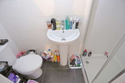 Whalebone Grove, Chadwell Heath, RM6, Image 12