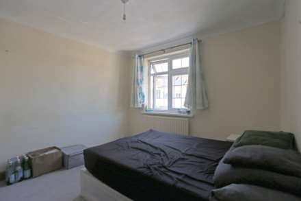 Whalebone Grove, Chadwell Heath, RM6, Image 7