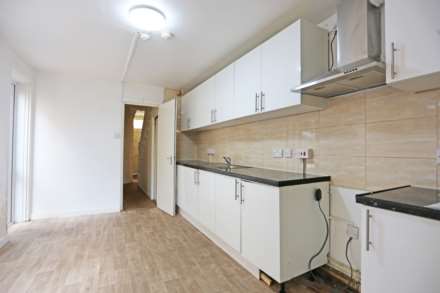 Henderson Road, Forest Gate, Image 3