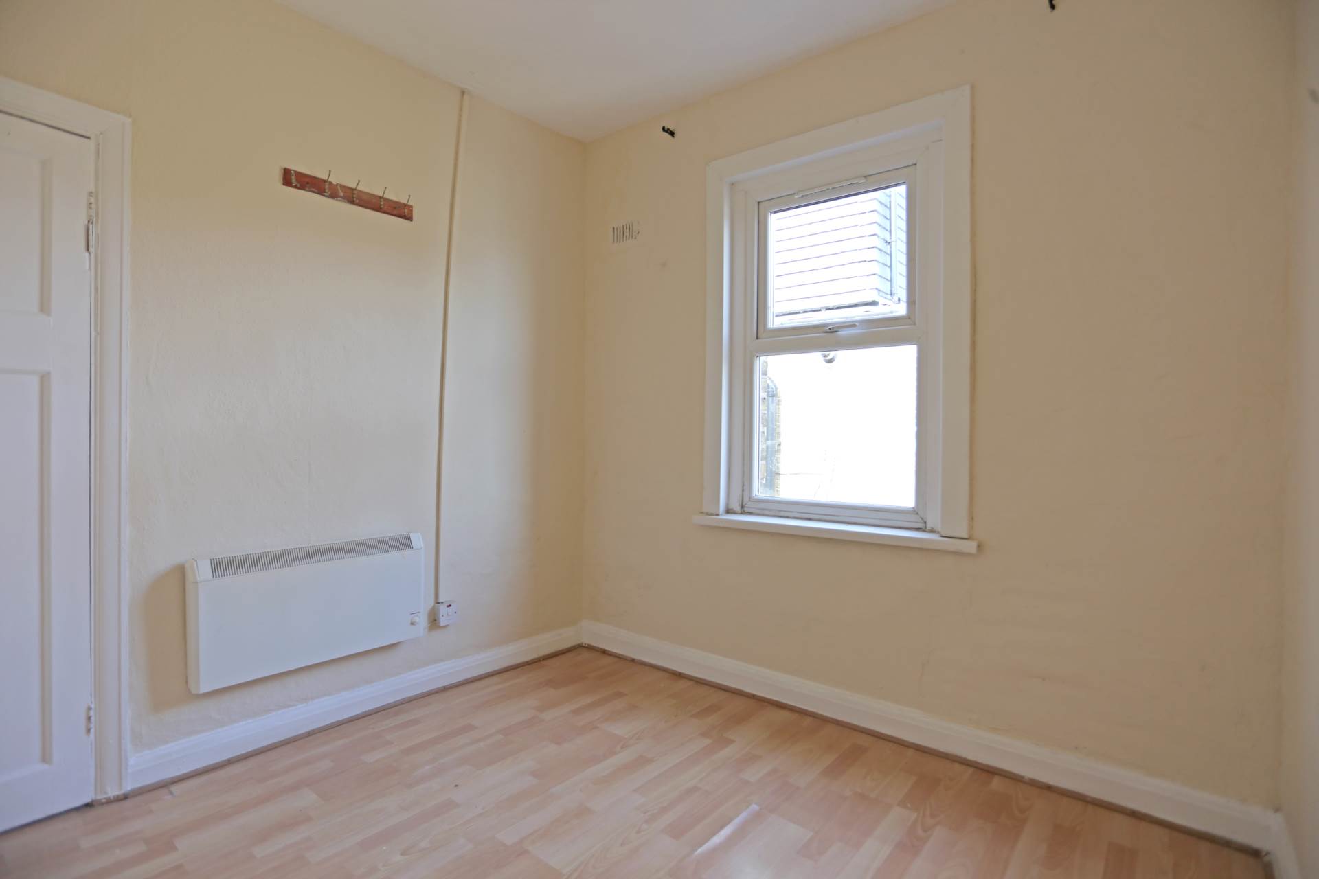 High Road, Chadwell Heath, Romford, RM6, Image 6