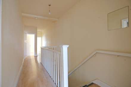 High Road, Chadwell Heath, Romford, RM6, Image 8