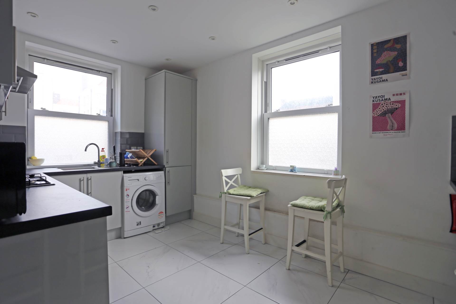 Monkbretton House, London, Image 4