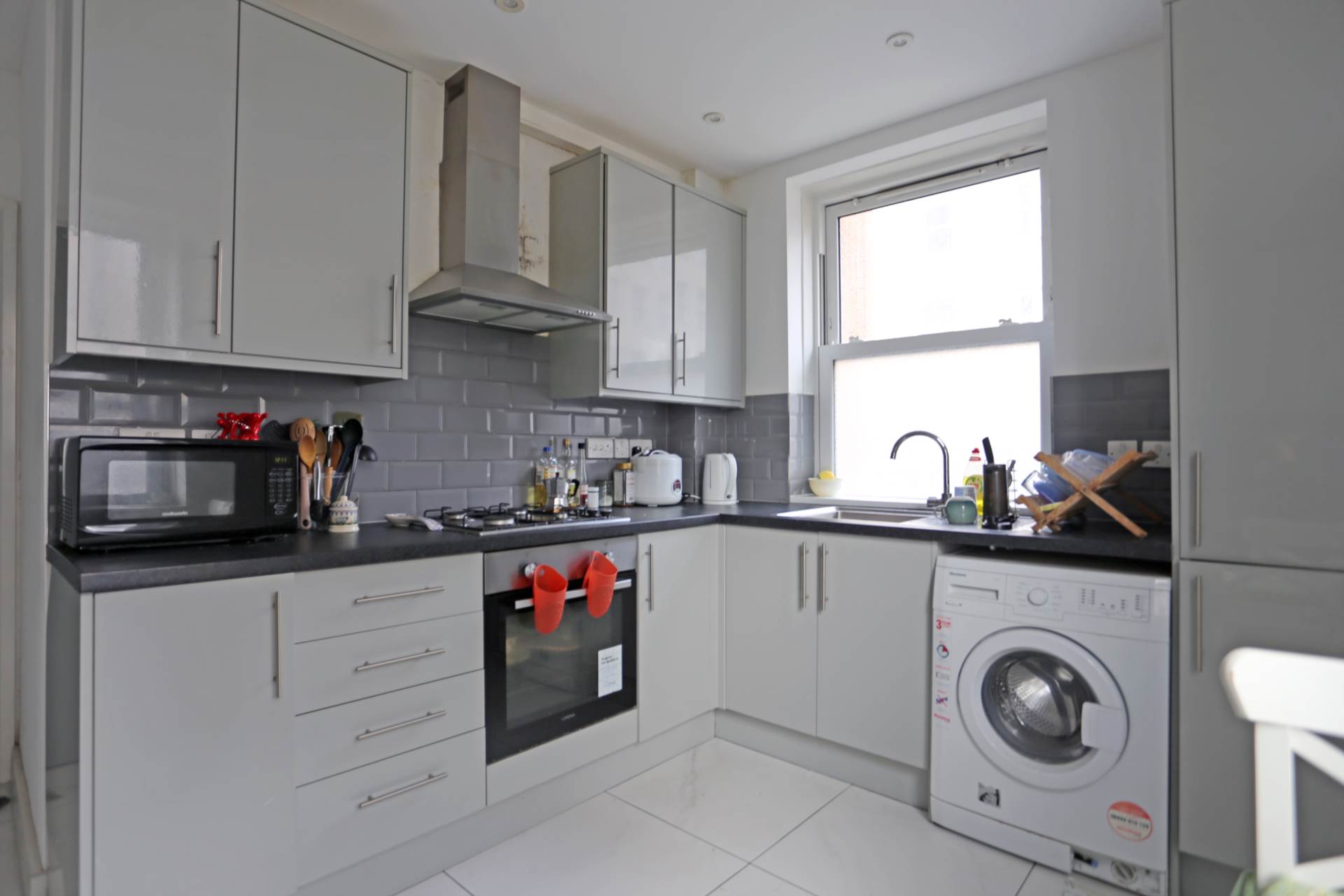 Monkbretton House, London, Image 5