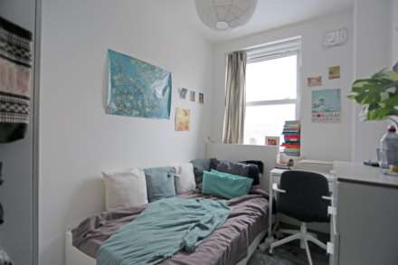 Monkbretton House, London, Image 10