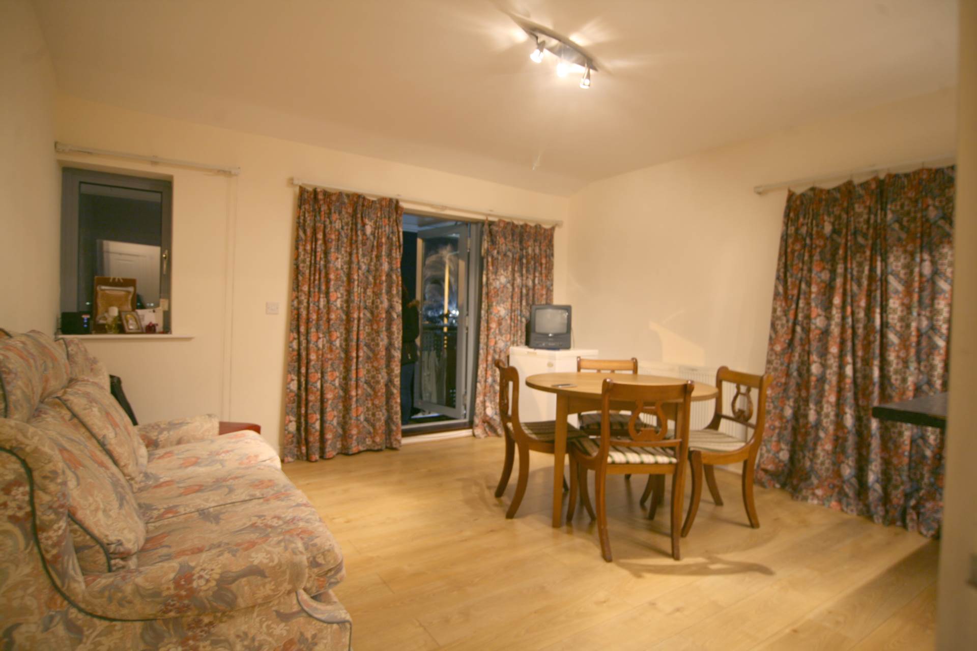 Fetherston Court, High Road, Romford, RM6, Image 2