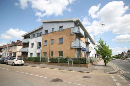 Property For Rent High Road, Chadwell Heath, Romford