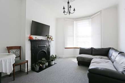 Albany Road, Chadwell Heath, RM6, Image 4