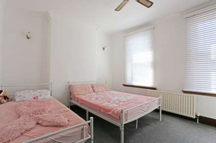 Albany Road, Chadwell Heath, RM6, Image 8